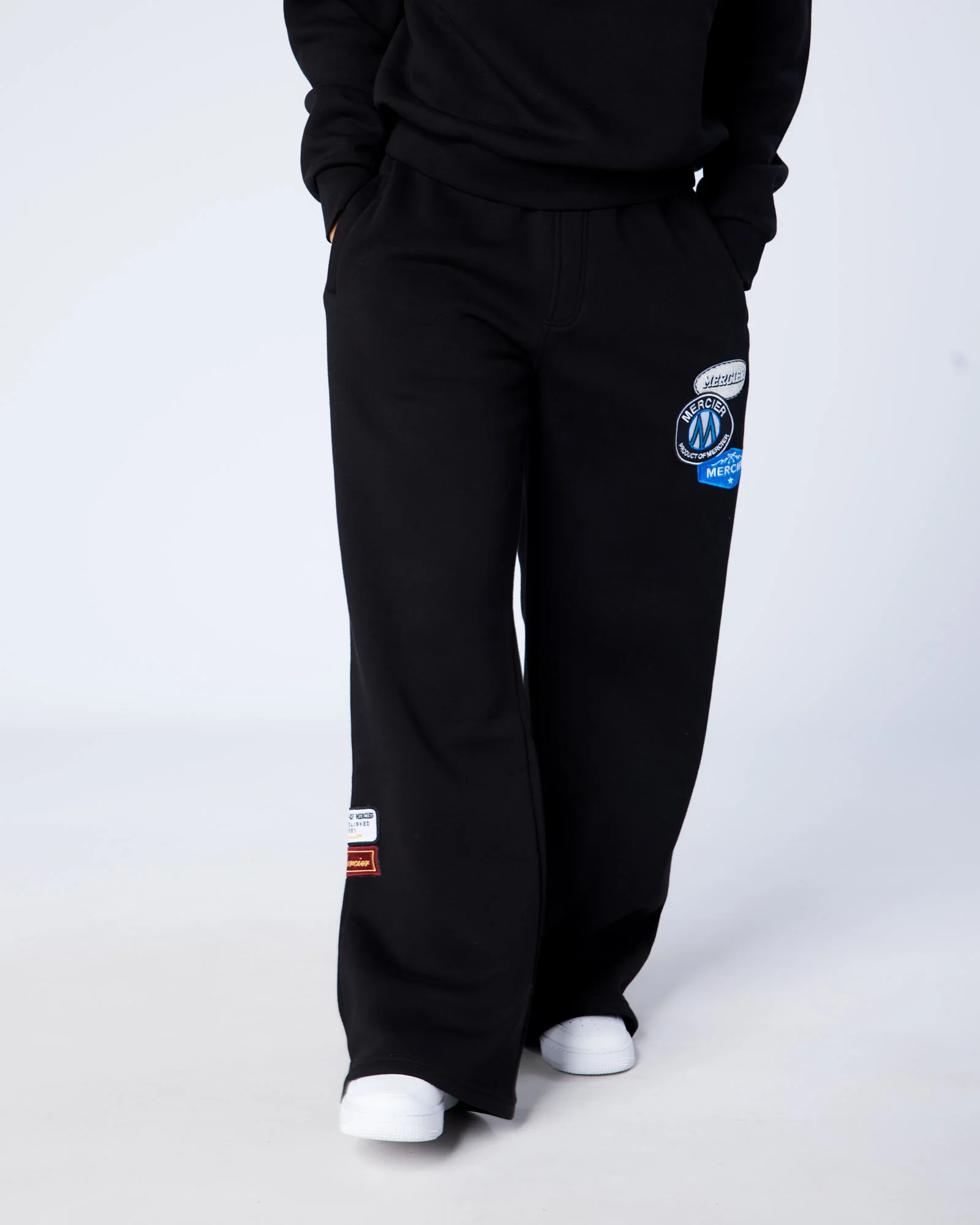 Women's OG Badge Open Hem Joggers Black - Image 7