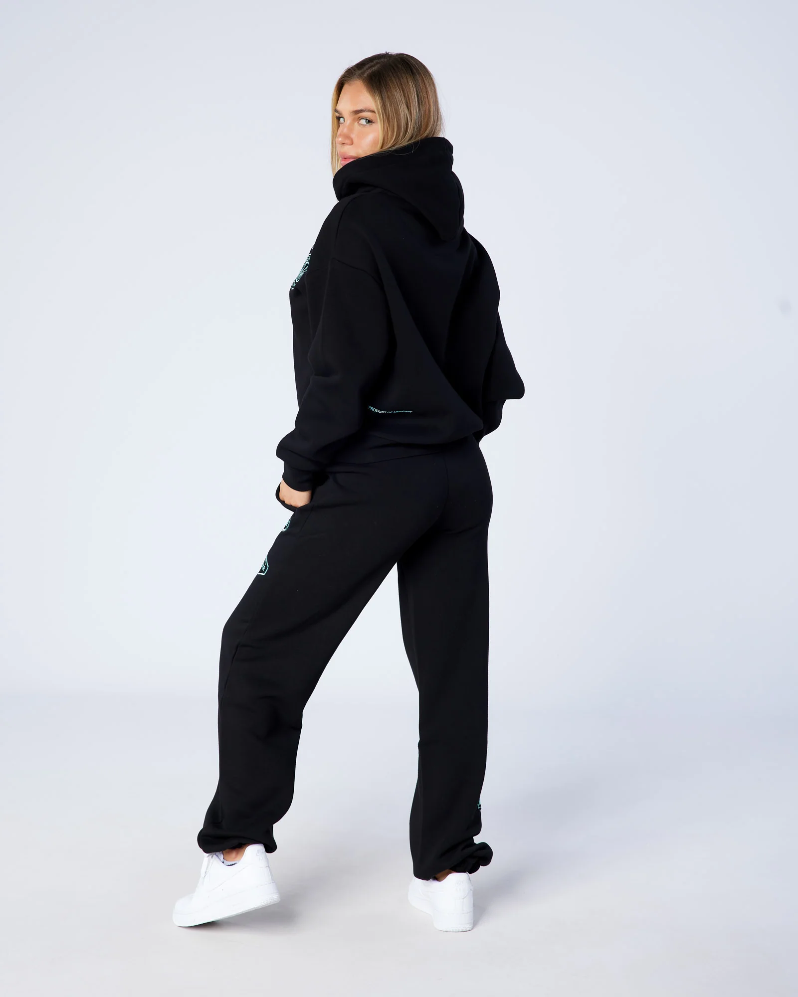 Womens OG Badge Joggers  Black Tiffany - Image 4