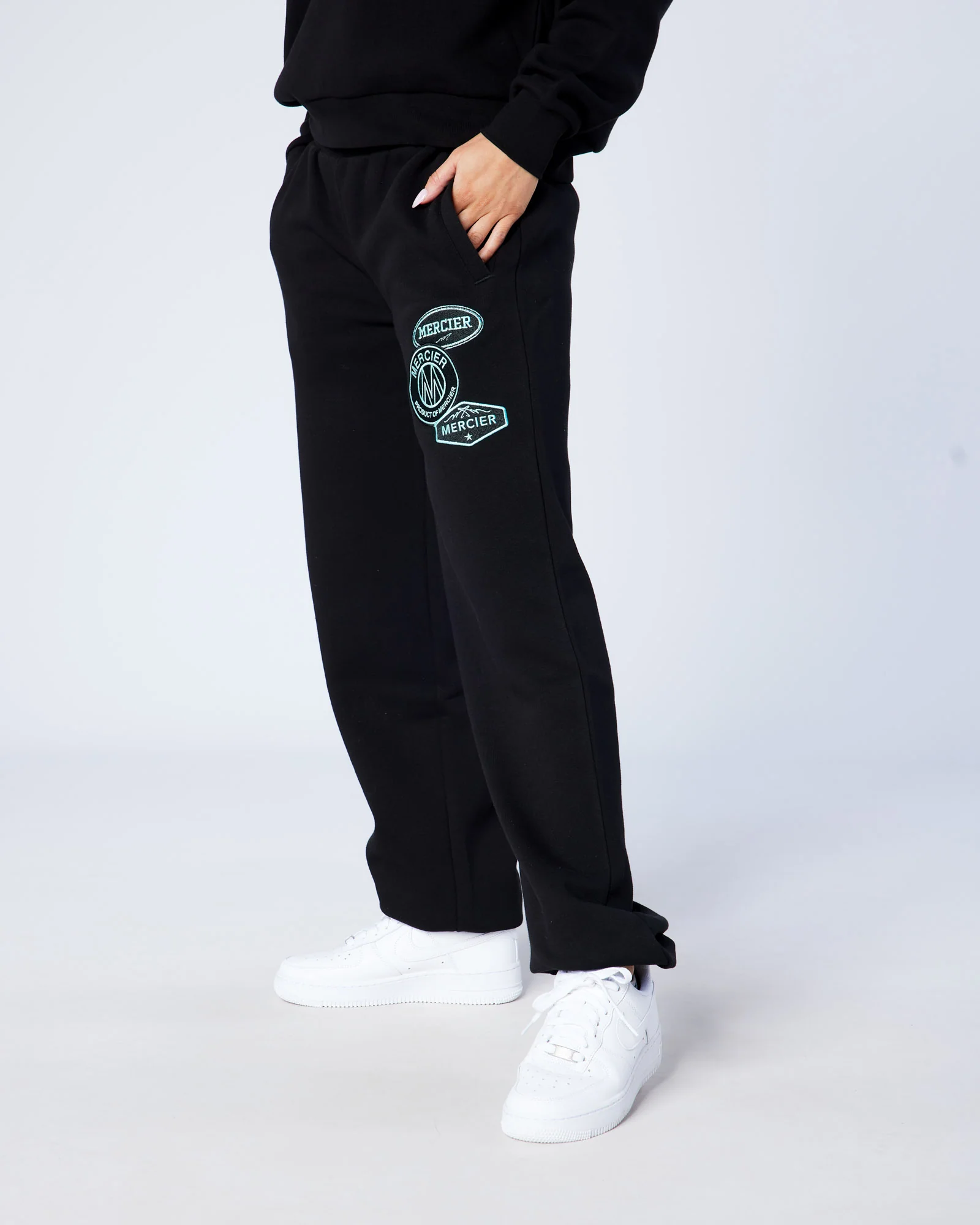 Womens OG Badge Joggers  Black Tiffany - Image 5